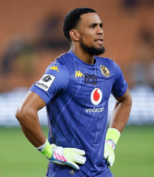 MrKata1's tweet photo. @FARPostZA @BafanaBafana Because he can't singing like Goss... Ngeke Madala really hate chiefs ka passion.. Coz we know Cross won't be give an opportunity https://t.co/tFCynkRQTA