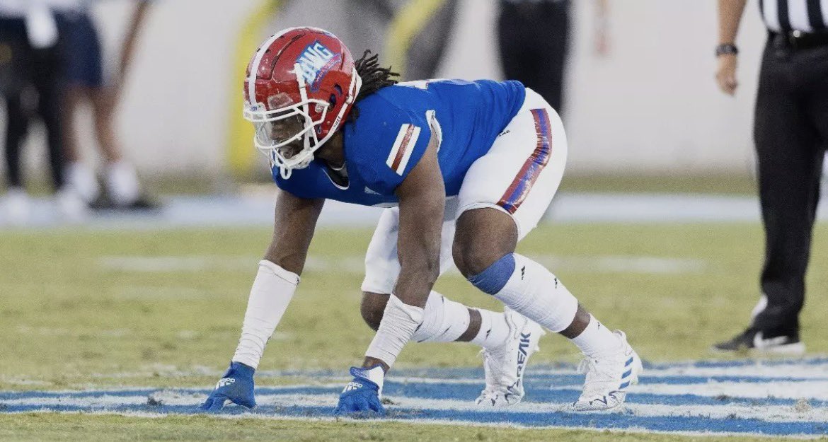 D1_JayD's tweet photo. After a Brief talk with @CoachSewellUWG I am Blessed to receive The University of West Georgia 💙❤️🤍 @benjaminwolk @RustyMansell_ @ChadSimmons_ @RecruitGeorgia @UWGFootball @247Sports @247recruiting @StevenCarterNLP @On3 https://t.co/FJL1giKpj7