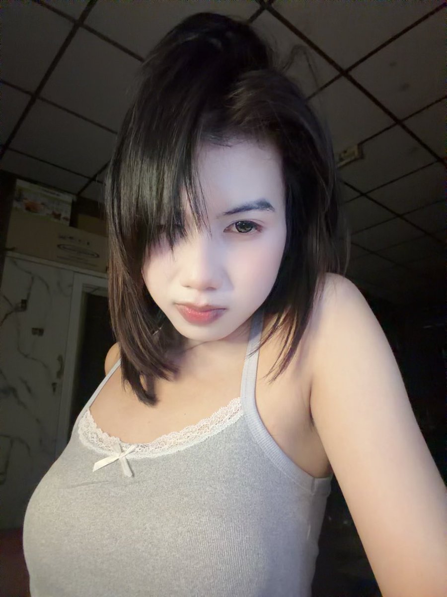 Beenwx's tweet photo. ต่อไปนี้ ไม่ลง 18+แล้วนะคะ ลงไปก็ไม่มีคนสนใจ
เอาเป็นว่า ต่อไปนี้ ถ้าหนูลงรูปไหน แสดงว่า 
หนูลงคลิปชักในกลุ่มไลน์เเน่นอน ไลน์มีคลิปตลอด
ถ้าอยาก ดูคลิปแบบ เห็นทั้งหมด ทั้งควย ทั้งนม 
มาซัพพอร์ตนะคะ 🤍

(กลุ่มไลน์ / เเอคล็อค 300 .- บาท) ถาวรทั้งชีวิต
#สาวสอง #ราชบุรี #รีทวิตด้วยน้า https://t.co/3TTjo0zAWS
