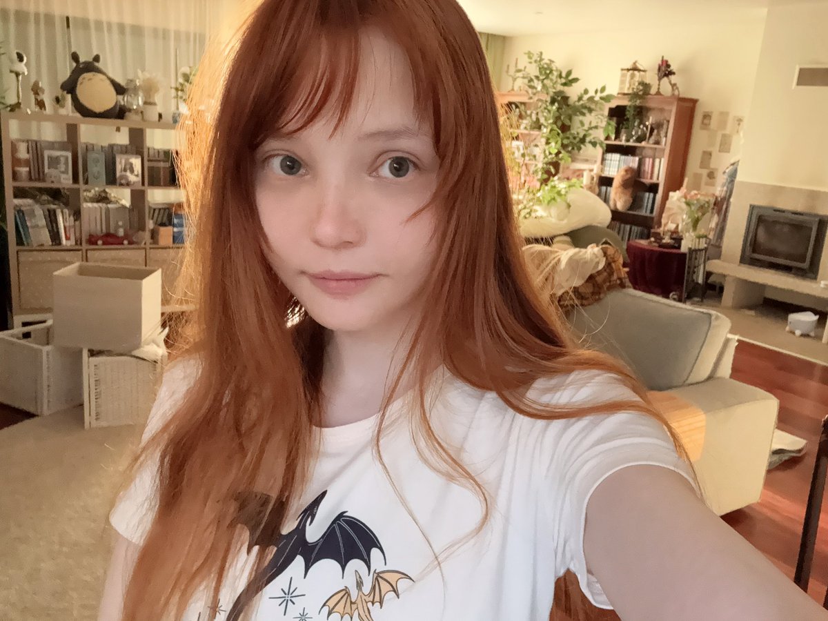 Alisa Leafy tweet media