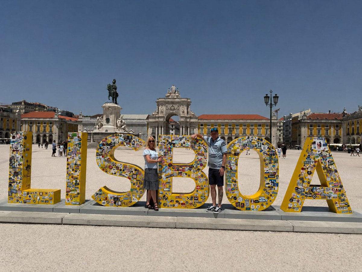 valjoy1's tweet photo. Beautiful day in Lisbon 😎☀️😎🍺🥂🍷🚊🚡🚊🚡 https://t.co/WjivL9pxBE