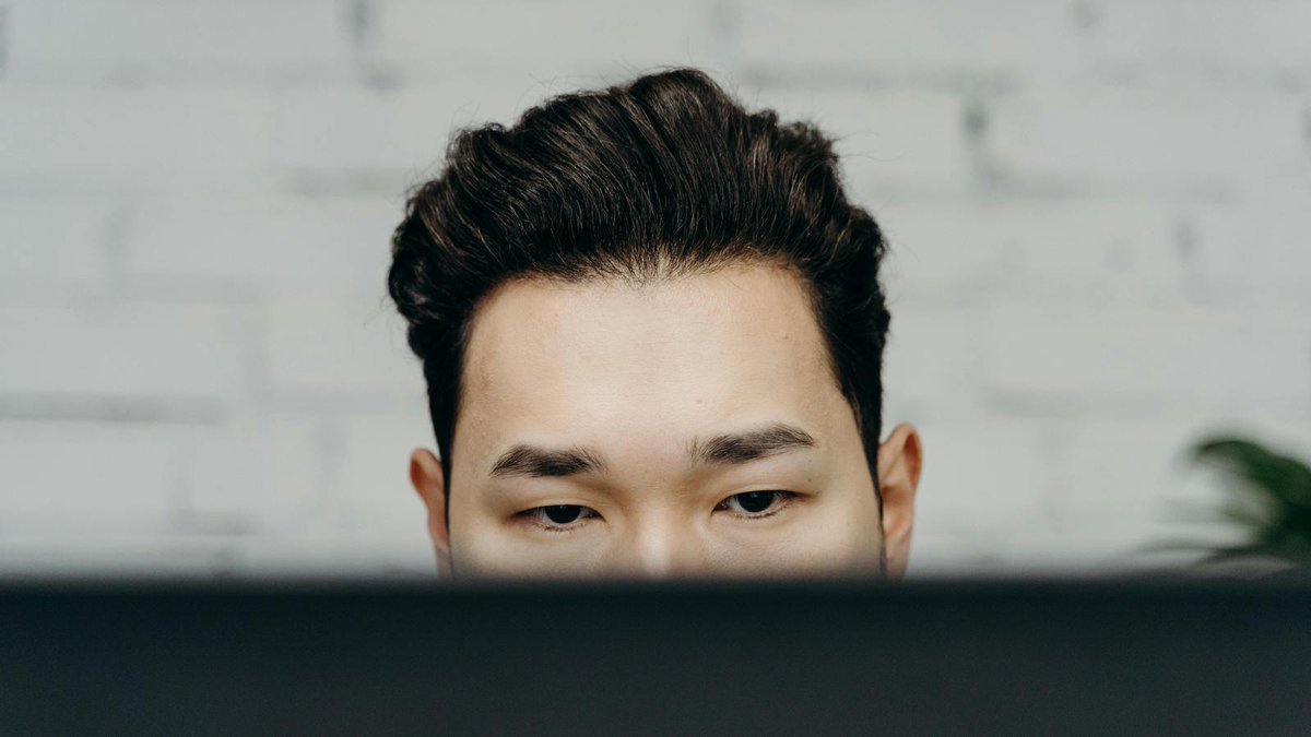 ITLupdates's tweet photo. Can you name the human reviewer behind your last AI-denied claim? Rachel Hor's 'Regulators' Scary Demand on Insurance AI' explains why that answer now defines your liability. 
#Insurance #AI #AIGovernance #Compliance 

https://t.co/SImBQuXGmO https://t.co/CgluQcKRS3