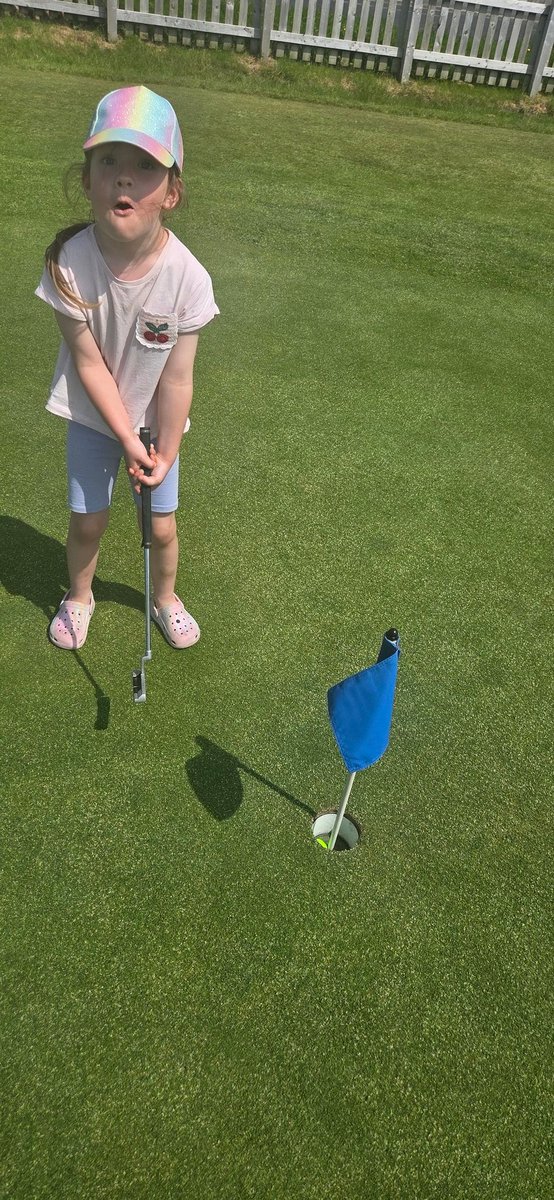 dazpeo's tweet photo. @FURNESSGOLFCLUB ⛳️👌🏻 https://t.co/1hdOfEkcM1