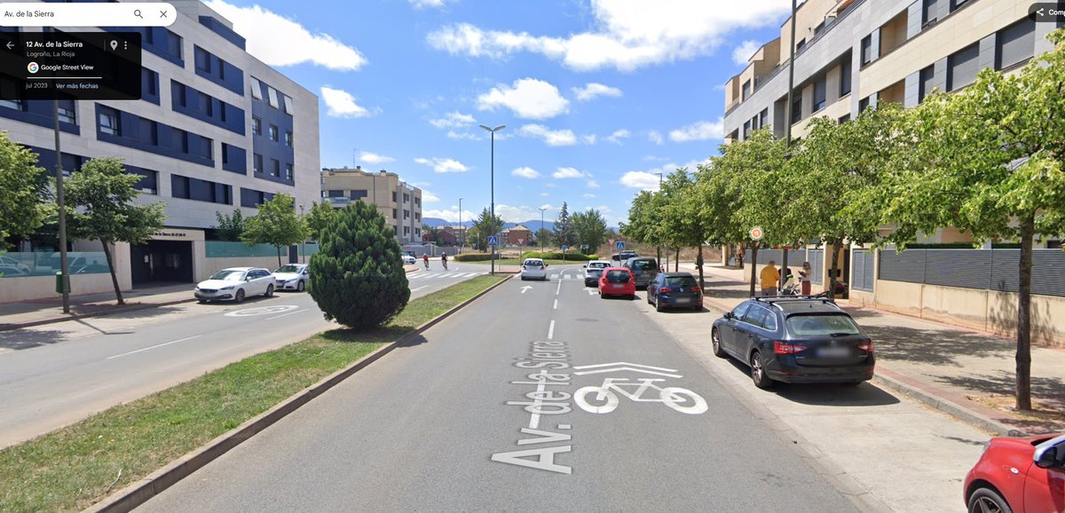 ciudadanabici's tweet photo. @NueveCuatroUno @svlarioja @viviendagob @InquilinatoMad @InquilinasZgz @MaizterrakBilbo @SindiVivendaBur @CCOOLaRioja @CNTLogrono @PR_Logrono @PodemosLGN @PSOELogrono Mientras, en el "corazón de la ciudad" compacta que están asolando🤑🫗, ésa que no debiera generar "más tráfico, más costes de mantenimiento, mayor dependencia del vehículo privado y más consumo energético", no como otra autopista urbana a #Ramblasque...
https://t.co/yeZ6mvreXQ https://t.co/M31tqhTGQG