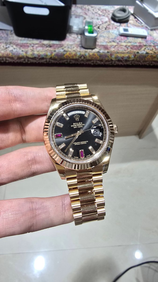 DubaiChrono's tweet photo. Just landed. Beautiful discontinued piece with an unreal dial. https://t.co/DGdX8IIwt8