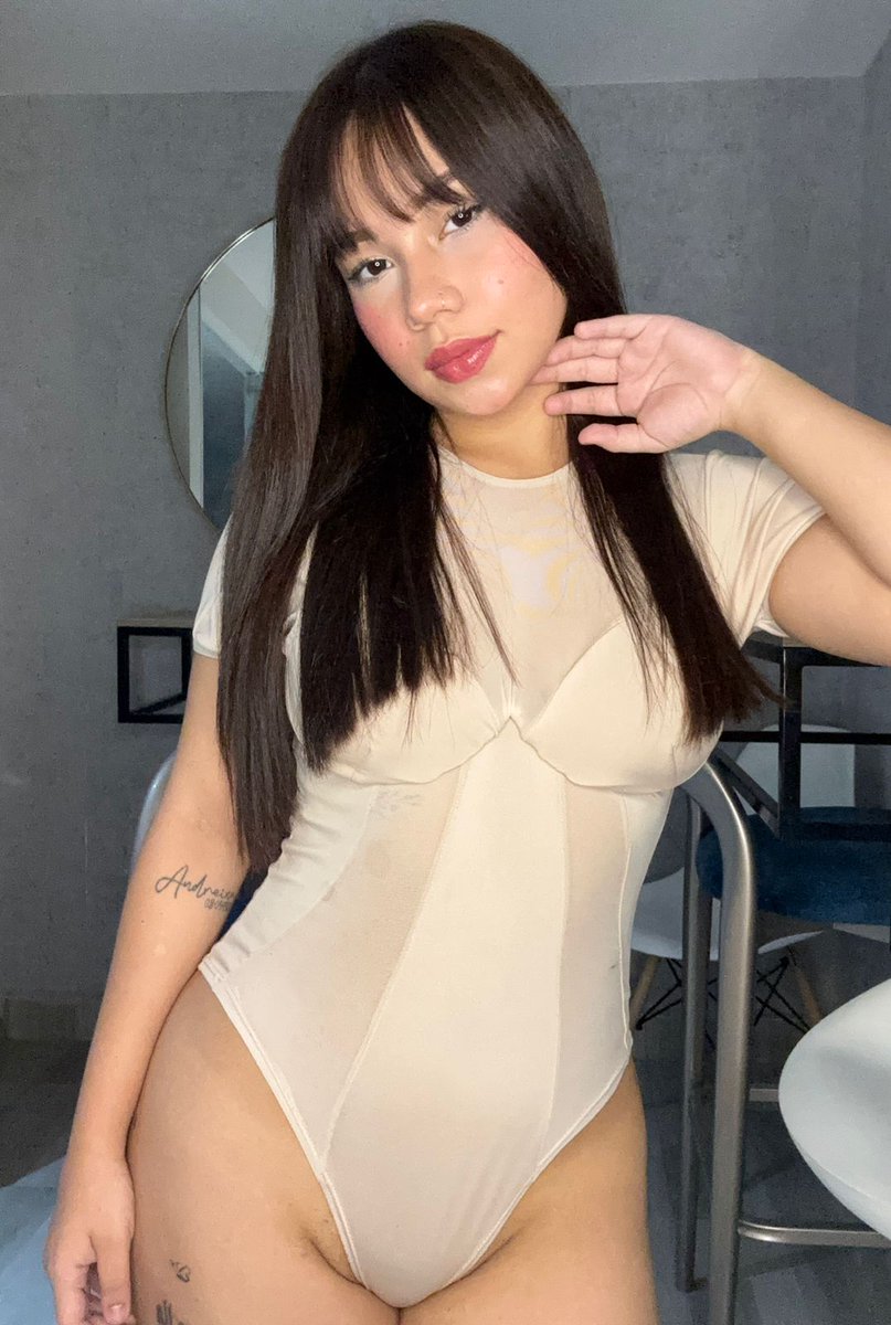 sofiabankk's tweet photo. I am waiting for u, come on   #NSFW #latina #stripchatmodel https://t.co/ZimX1oWbMa https://t.co/bt8DRtYTkQ