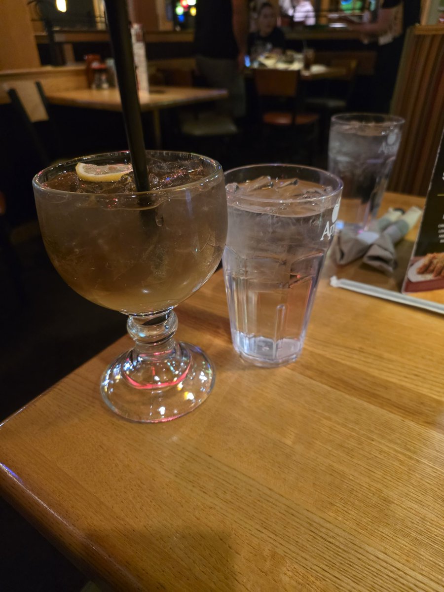 densitygod's tweet photo. The apple bees long island iced tea https://t.co/lt8EpfSj4Y