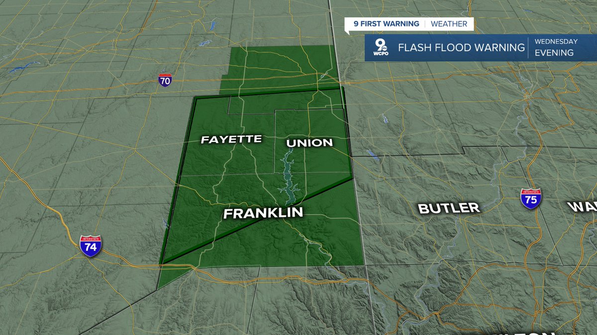 MarkStitz's tweet photo. 9 FIRST WARNING: A Flash Flood Warning is in effect for Fayette, Union, and Franklin counties in Indiana until 6:30pm Wednesday. If you come across a flooded road, Turn Around, Don't Drown. Keep kids away from high water!
A Flood Watch continues tonight for the entire Tri-State. https://t.co/AoPzj5uxGH