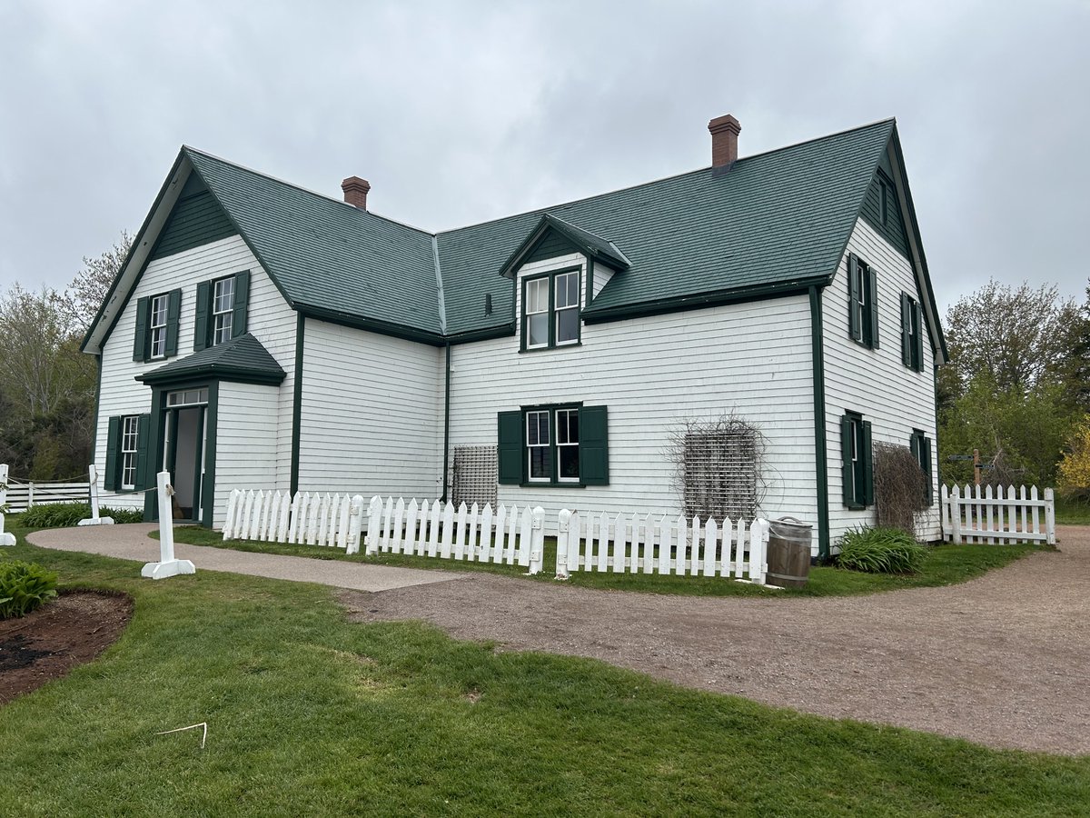 stickie444's tweet photo. Green Gables in Cavendish P.E.I. https://t.co/Q2GFJWGv4P