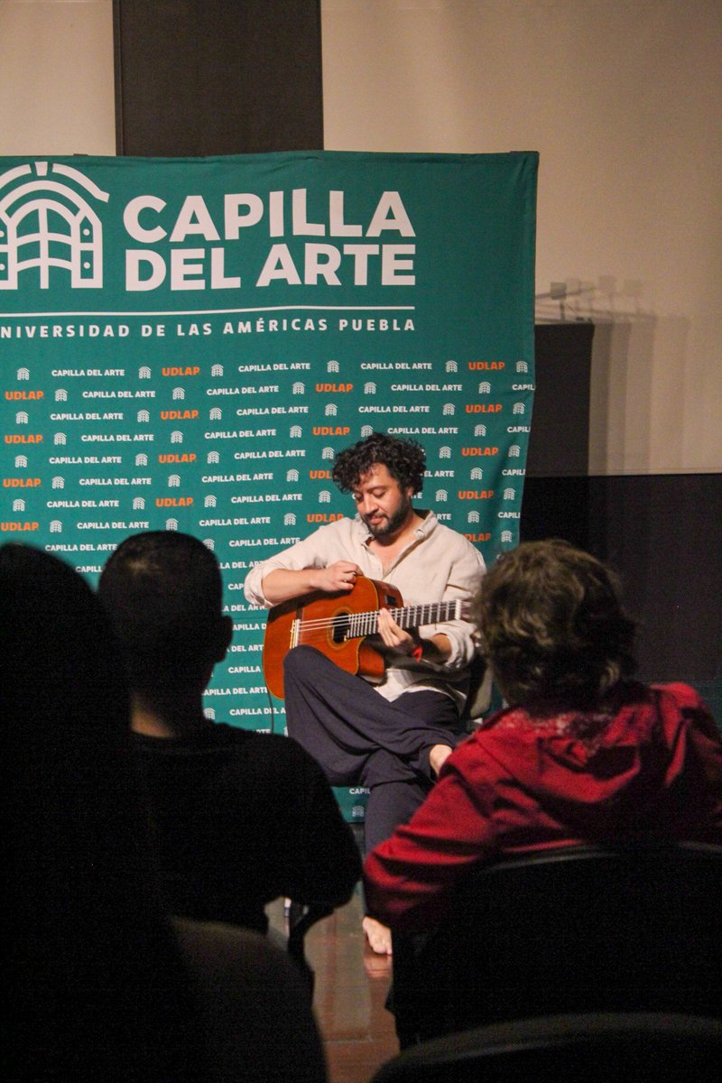 CapilladelArte's tweet photo. 🎶✨ Una noche de música, guitarras y momentos inolvidables en #CapillaDelArteUDLAP.

Así vivimos #MiércolesMusicales junto al Dúo Aché, en una velada que llenó de arte y emoción el corazón de #Puebla. 🎼💫

Gracias a quienes nos acompañaron. 👀

#ArteyCultura #UDLAP #Música https://t.co/Z27s12eona