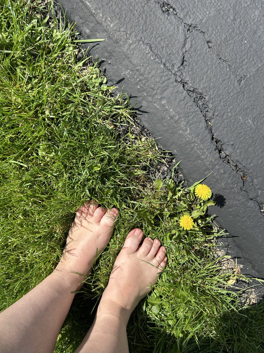 prettypetitefeet 💌 tweet media