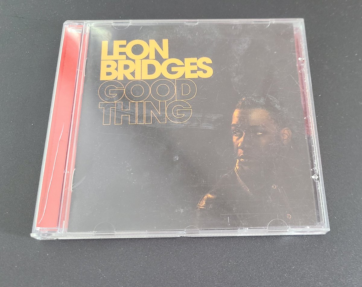 Supercords's tweet photo. Listening 🎶 Leon Bridges https://t.co/xGDL5UnmKd