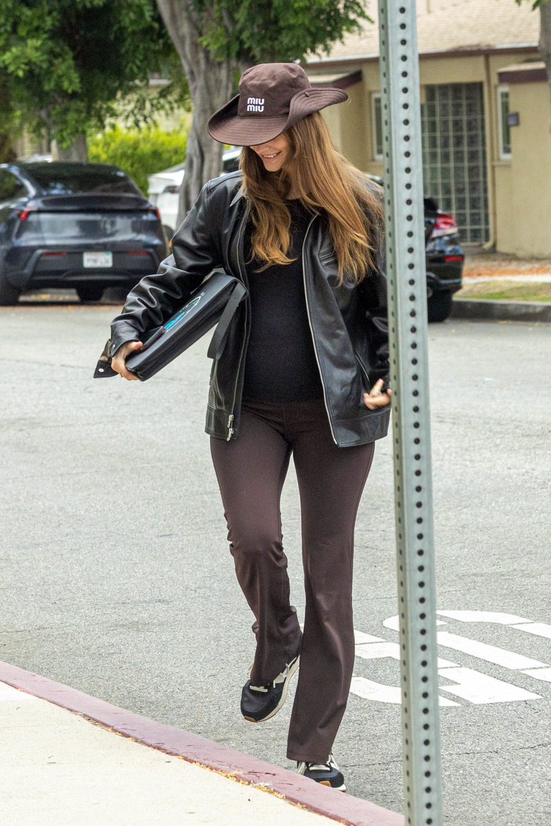 Barbara Palvin TODAY tweet media