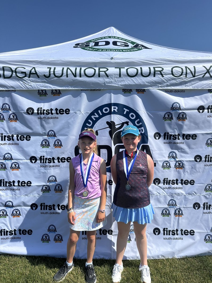 SDGAjunior's tweet photo. Here are our medalists from today at The Bluffs GC! Full results on Golf Genius with the GGID: JT26BLUFFS

10-11 Boys:
1st - Miles Lunning
2nd - Logan Baszler 
3rd - Ryan Karels

10-11 Girls:
1st - Neva Johnson
2nd - Zoey Zeigler https://t.co/Rqb91my0tV