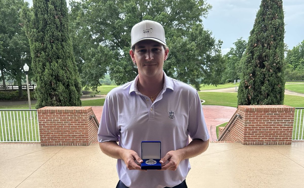 andrewtsimonson's tweet photo. Spain Park will be represented at the North-South All-Star golf tournament by Adam Russell and coach Keat Litton.

Story by Ben Edwards: https://t.co/AkWvQ9axvN https://t.co/d7ZLA4orOA