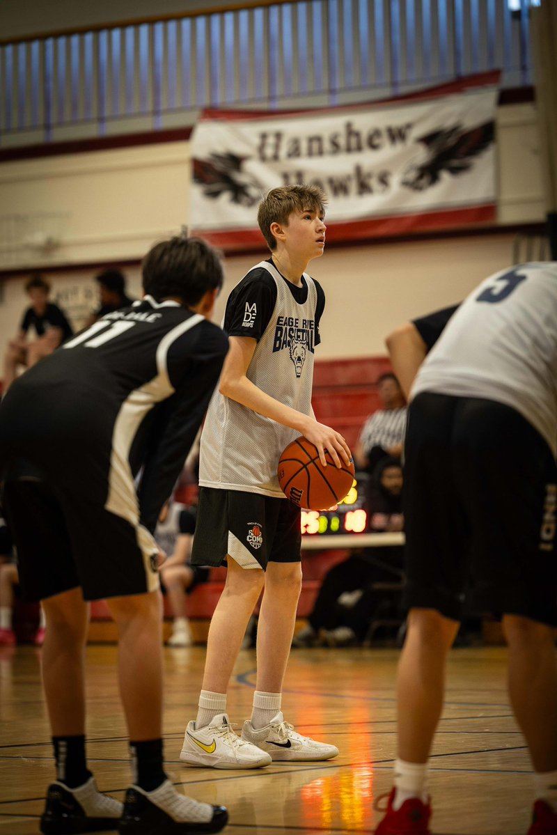 ERWolvesHoops's tweet photo. James Helvey Freshman 6’0 Guard  #12 

GBD Summer Showcase 

James Had a Great Showcase Peformance, In Transition Fast Breaks, and Off Ball Playmaking, His Debut Towards The Showcase Brought Great Intensity. https://t.co/ekTF6yImld
