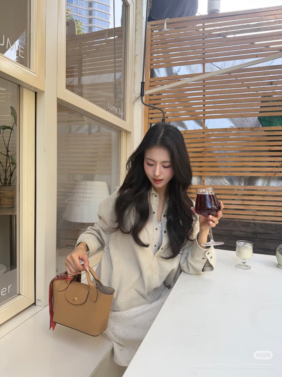 random_pre's tweet photo. LONGCHAMP ÉPURE XS TOTE BAG

💕Leather bag

🇬🇧 ชอป UK 16290฿ 🇬🇧

พร้อมจัดส่ง 6/06

**เเนะนํารีบสั่งน้า บางสีใกล้หมดเเล้วค่า** https://t.co/RtbKiz7EnW