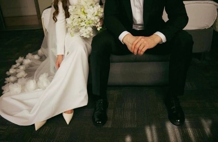 loversphotos's tweet photo. just married energy https://t.co/KdTyVlFNHk