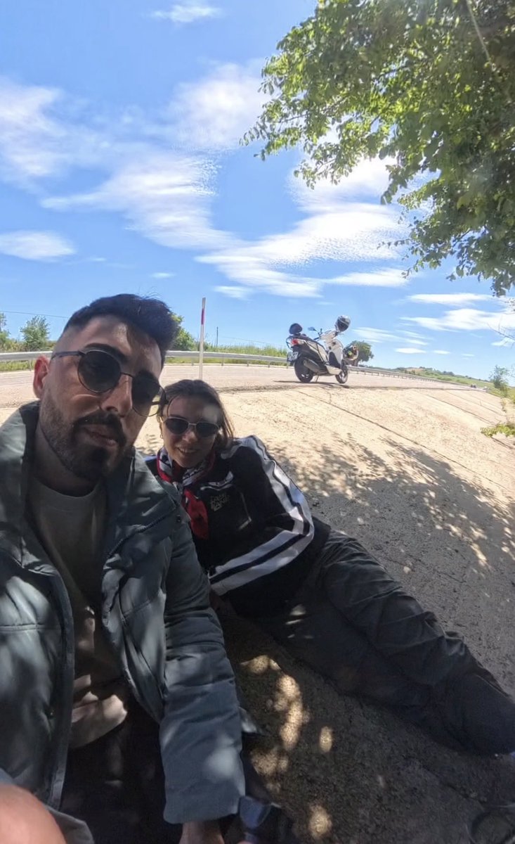 nilaydin07's tweet photo. Çanakkale road to ♥️🛵 @ibrahimaydinn7 https://t.co/cGWDFLpJ1P