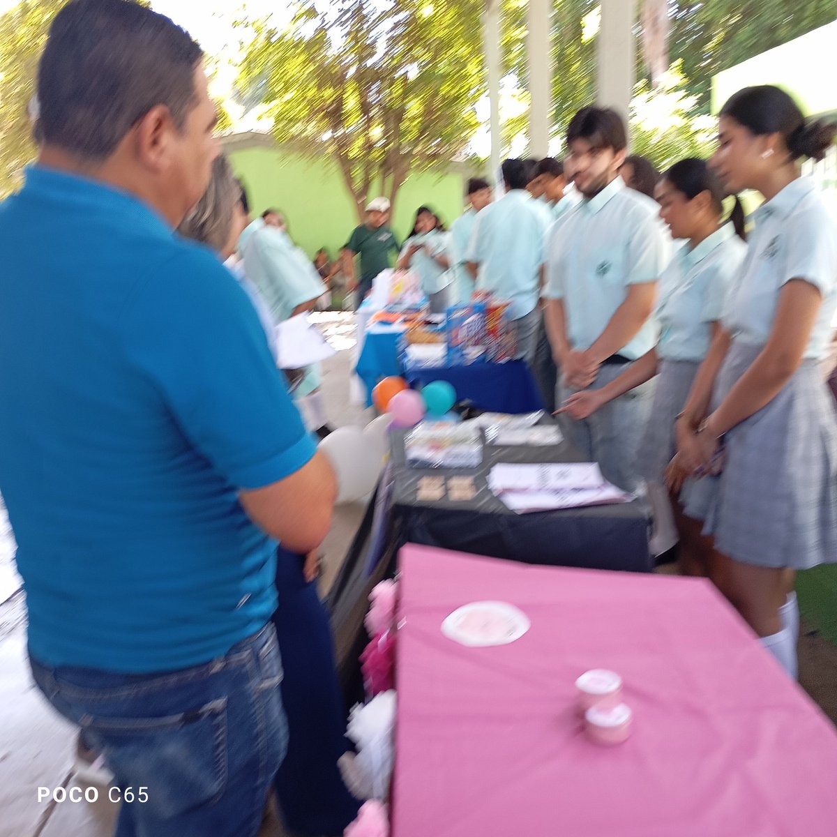 Cobaes221's tweet photo. ✨ Hoy se realizó la muestra de capacitaciones en COBAES Plantel 22 🏫.Las áreas de 🩺 Enfermería, 🔬 Laboratorio, 💼 Formación de Emprendedores y 💻 Informática presentaron el talento.
Gracias Mtras. Itze Acosta, Eduardo Beng, Ma de los Ángeles  y Pedro Romero por participar. 👏 https://t.co/KDS51KVfNK