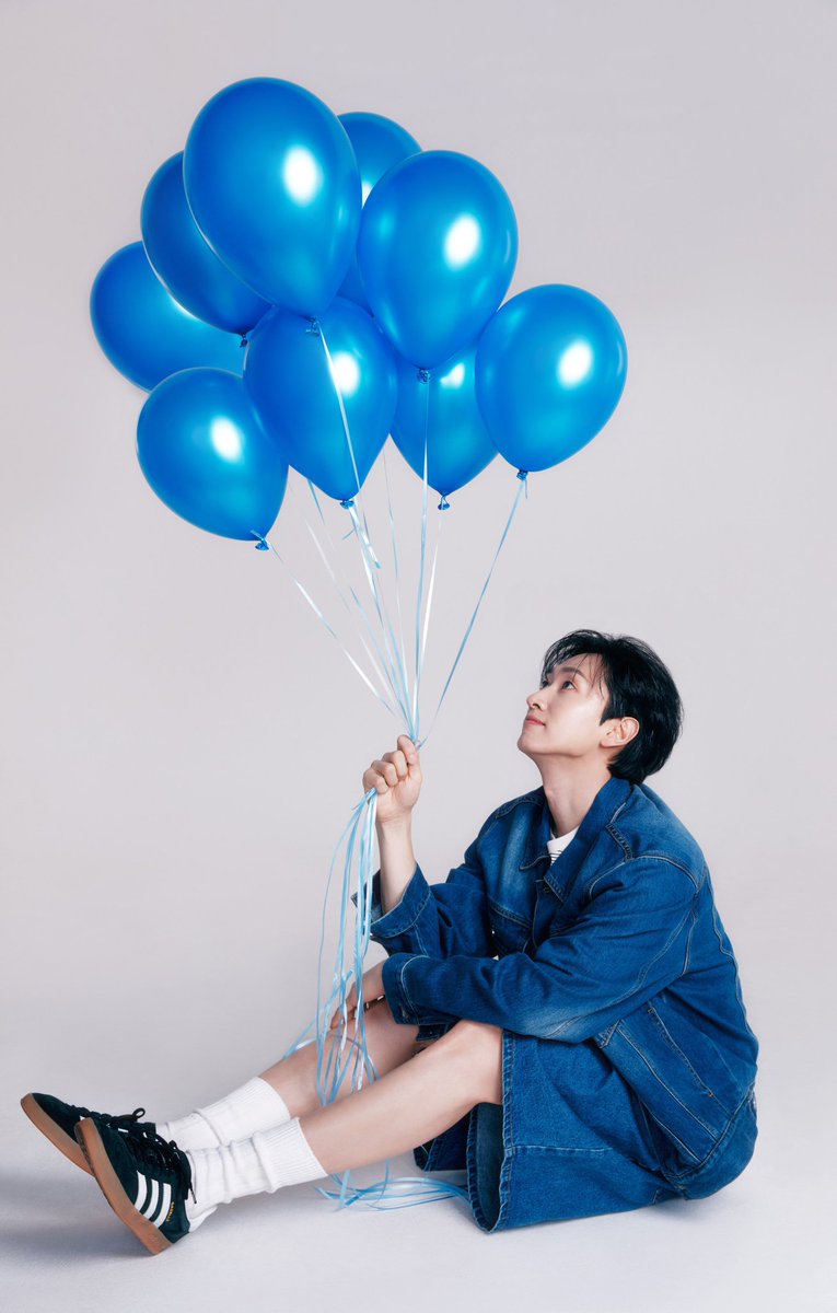 hyukjaexhae's tweet photo. nooo, he's going to blow away 💔 https://t.co/PB1R7Dk1zH