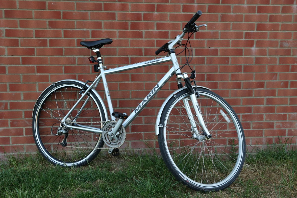 RJHCycle's tweet photo. For Sale: 
Marin San Anselmo 19" hybrid bike (refurbished) 
New parts: 
Headset bearings
Brake calipers (F&amp;R)
Bottom bracket
Pedals 
Rear wheel 
Chain
Cassette (8 speed)
Cables
Shifters (3x8)
Handlebar grips

£400 collection only (Central Bedfordshire) https://t.co/9fj2ZRRn9n