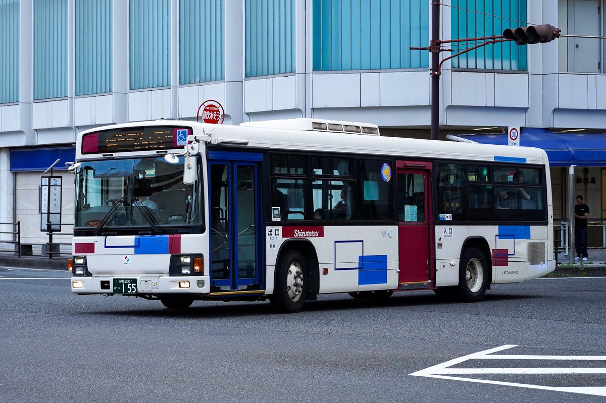 Slp4837's tweet photo. 意外にも撮ってた🧐
広告もなくすっぴんでいい車だっただけに心残り... https://t.co/TPRP4FCQDX