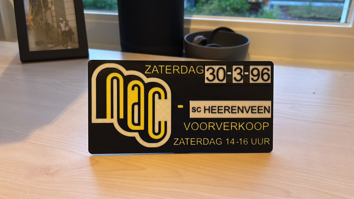 dimitriensing's tweet photo. Bedankt @RememberBeatrix voor de gezellige avond en het leuke aandenken #NACpraat https://t.co/rYqaOYzTf4