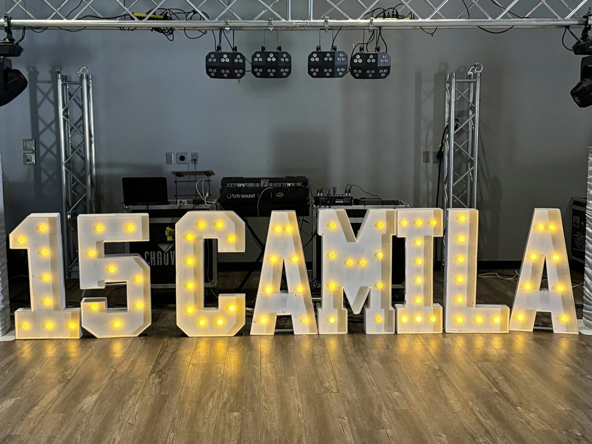 TheVenueMankato's tweet photo. Another unforgettable celebration at The Venue this weekend as we hosted a beautiful Quinceañera filled with family, dancing, laughter, and memories that will last a lifetime.

Reach out today to inquire about booking details for groups large and small --> https://t.co/828lmzzYRb https://t.co/e1ejPS3VGn