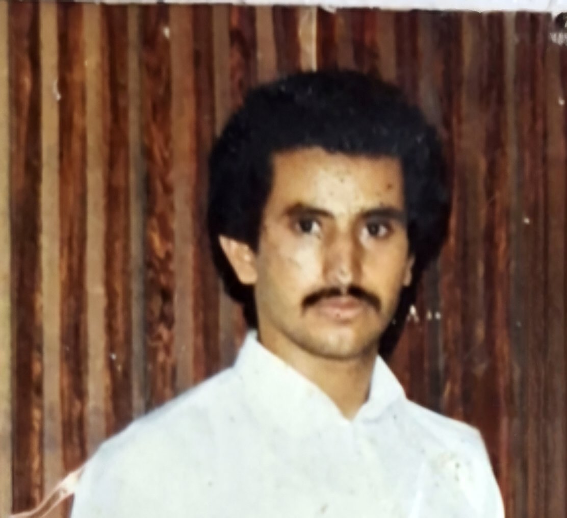 alsame3i's tweet photo. ٤٨ سنه بين الصوره القديم مع الصوره الحديث ظع صورة الوالد ربي يبارك في عمرها https://t.co/2LLge1jpsW