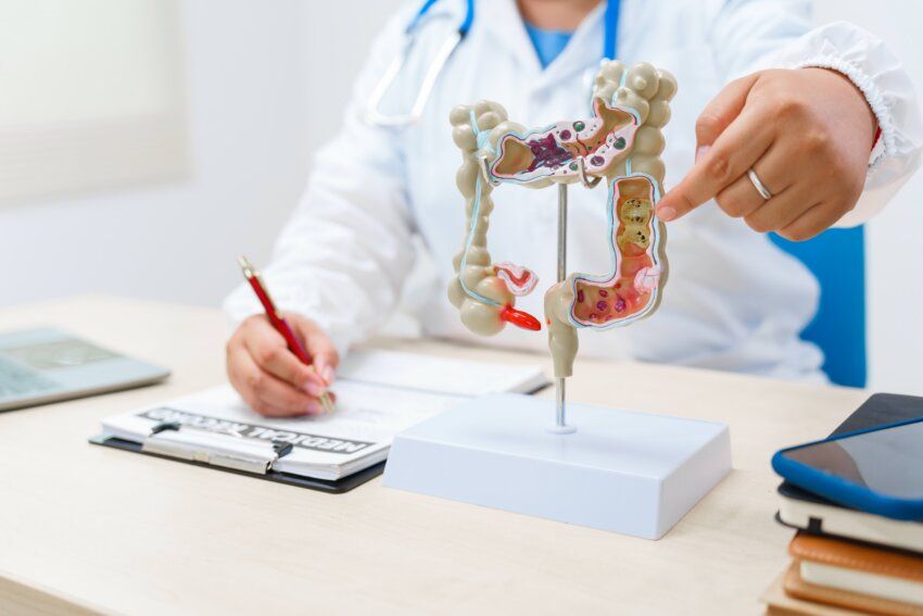 ASCAssociation's tweet photo. AI-Assisted #Colonoscopy Enhances #Polyp Detection 
—via @UTHealthSA
https://t.co/JtrdGxy567 https://t.co/Lk7DZD46Nd