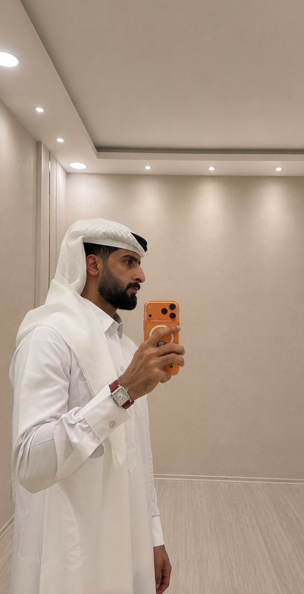 snkl93's tweet photo. كل عام ونتوا بخير 💛 https://t.co/V2LbL6jg3J