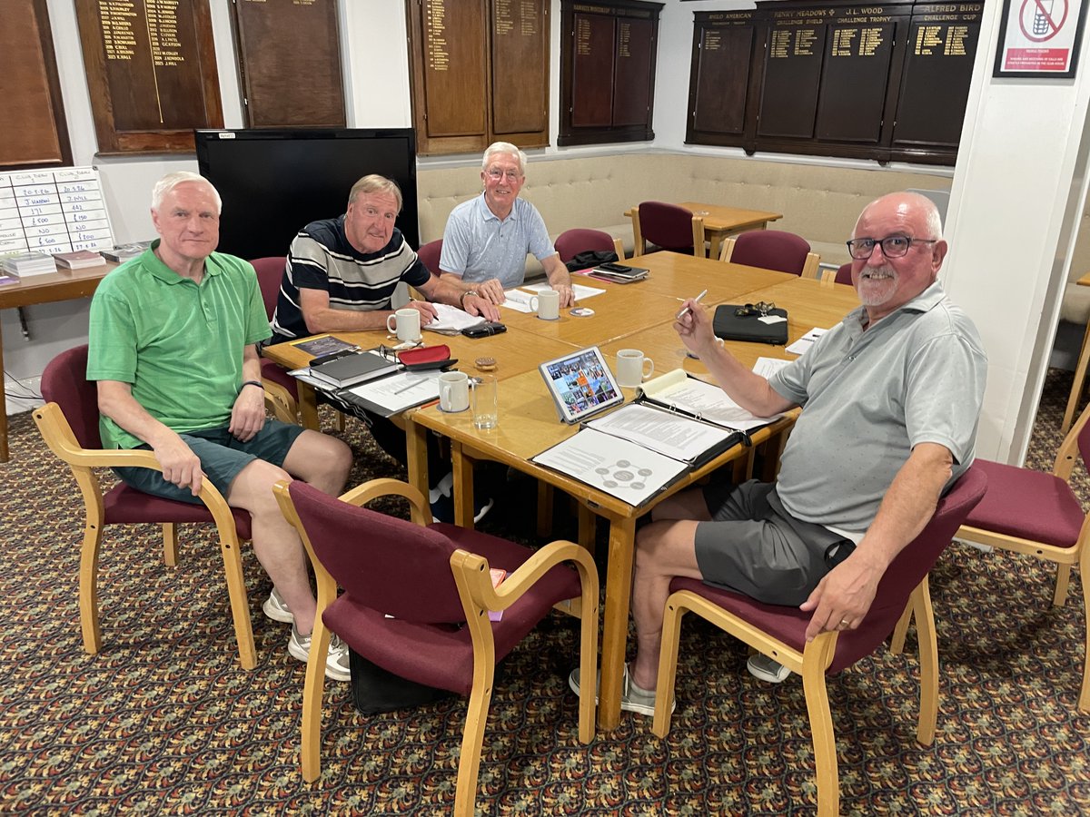 WolvesFPA's tweet photo. 🗣 Another great committee meeting @oxleyparkgolf this week with plenty to discuss.

Looking forward to returning for the Golf Day in September! https://t.co/cb6gshgR9R