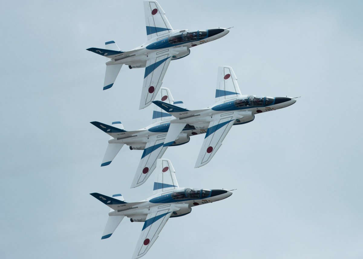 Nisecame2's tweet photo. ブルーインパルス 美保基地航空祭

#美保基地 #美保基地航空祭 #ブルーインパルス https://t.co/aZzhrAHRtI