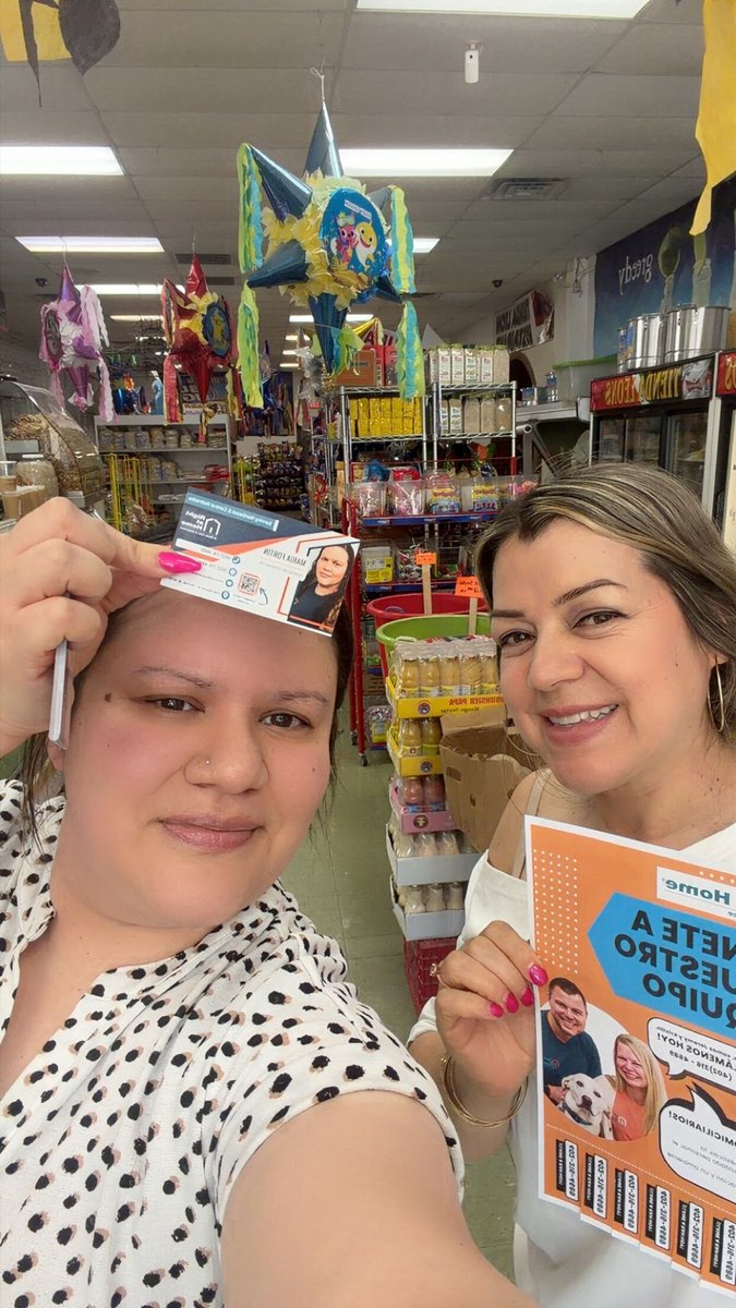 RightAtHomeNEB's tweet photo. Sometimes our job means hittin’ the streets! 💙

¡A veces nuestro trabajo significa correr las calles!

And today Maria did just that! She is on the search for Spanish speaking individuals who have a passion for caring for others!
¡Y hoy María hizo exactamente eso! ¡Ella está... https://t.co/LaM6swLV0m