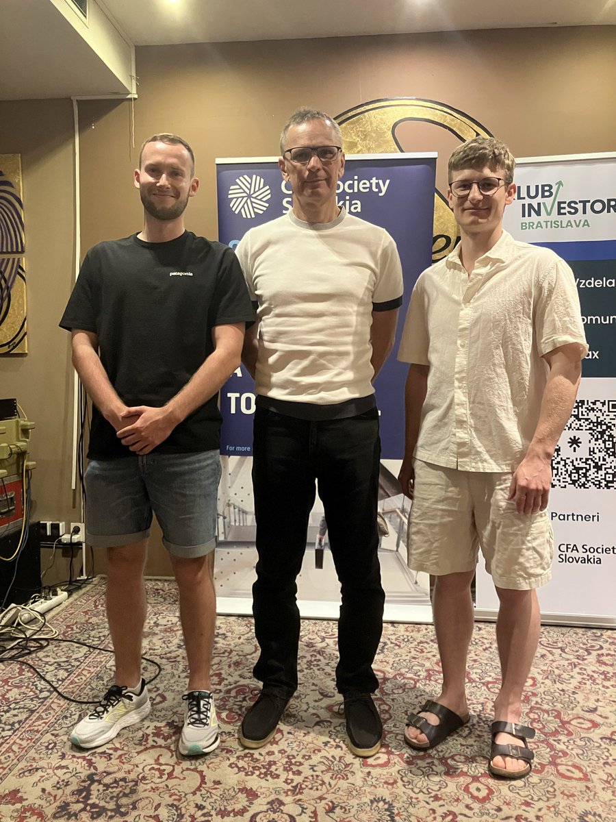 M_Mesaros10's tweet photo. An insightful meeting with one of the best. The first book I ever read about investing was written by him; it motivated me to deep dive into this massive sector. After all these years, I finally had the opportunity to meet him in person. #spořák https://t.co/VifTPvERrF