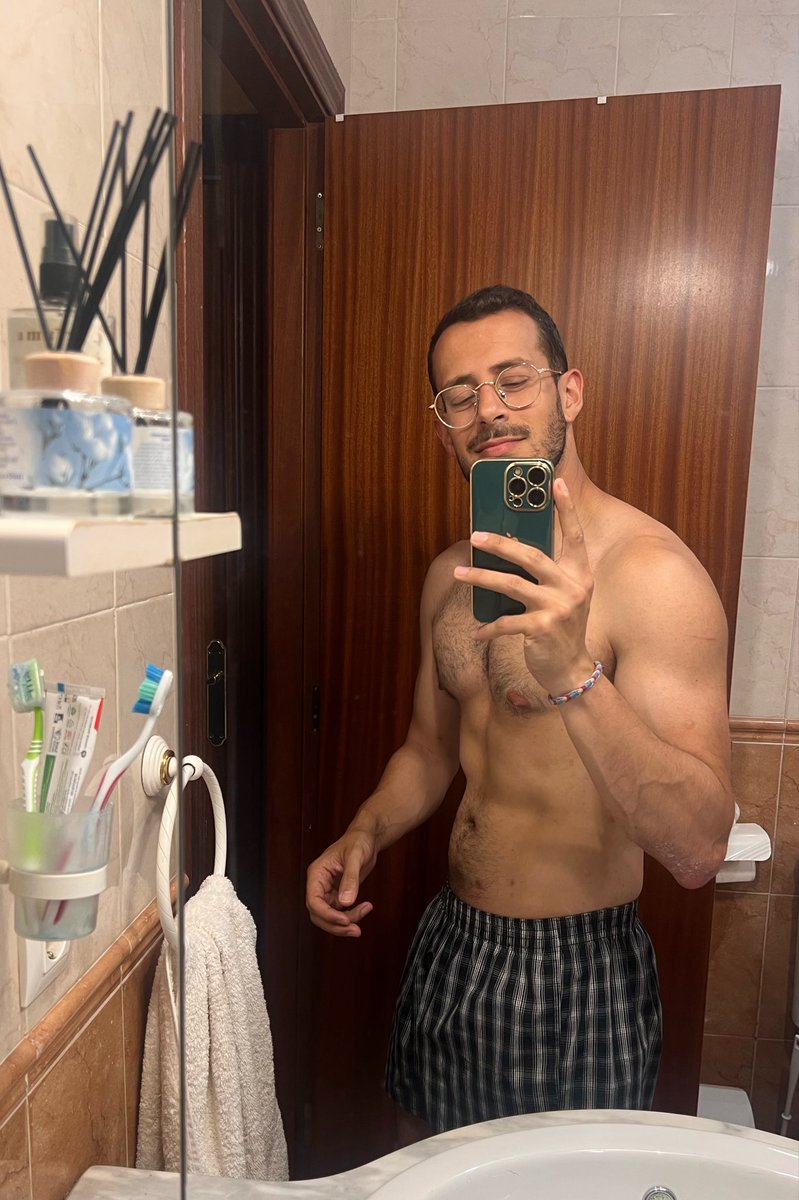 aelebeerto's tweet photo. ¿Digo lo de que un ig gustó o no? https://t.co/bMqWScLDHK