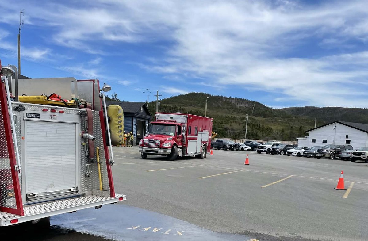 MYSTVolFireDept's tweet photo. Day 5/7 of the Fire &amp; Emergency Services Training School here on the Burin Peninsula. Great teamwork by all involved &amp; we hope the participants are enjoying their training! #NLFireSchool26 https://t.co/tHpdxPhFyS