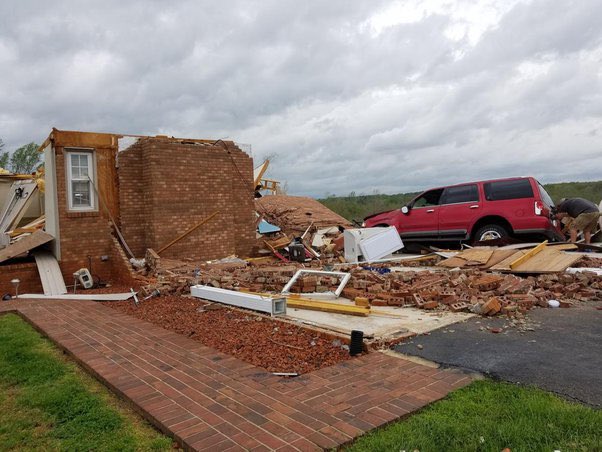 the_tholy's tweet photo. @NotThatAsshole @m_moppindafloor @Plarghus @BlueNOrange1 @Mirdasque @AngeloRiveroC @TheUnaButters I honestly couldn’t care less, I’m still going to call you ignorant for your uneducated view on tornadoes. You seem to think that just because a house is sturdy that it won’t get demolished by a tornado despite decades of evidence that show otherwise. Here’s some examples. https://t.co/RsAnMGo7gM