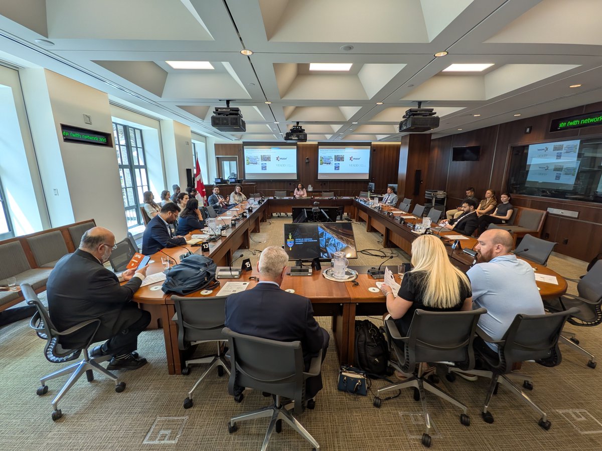 gcc_ccm's tweet photo. At today's meeting we learned about the role the private sector can play in providing sustainable financing to foster economic growth in low- &amp; middle-income countries from Nick Anstett &amp; Suzanne Taylor from @FinDev_Canada &amp; Serge LeVert-Chiasson from @SaronaFunds. Thank you! https://t.co/elpa64yfFx