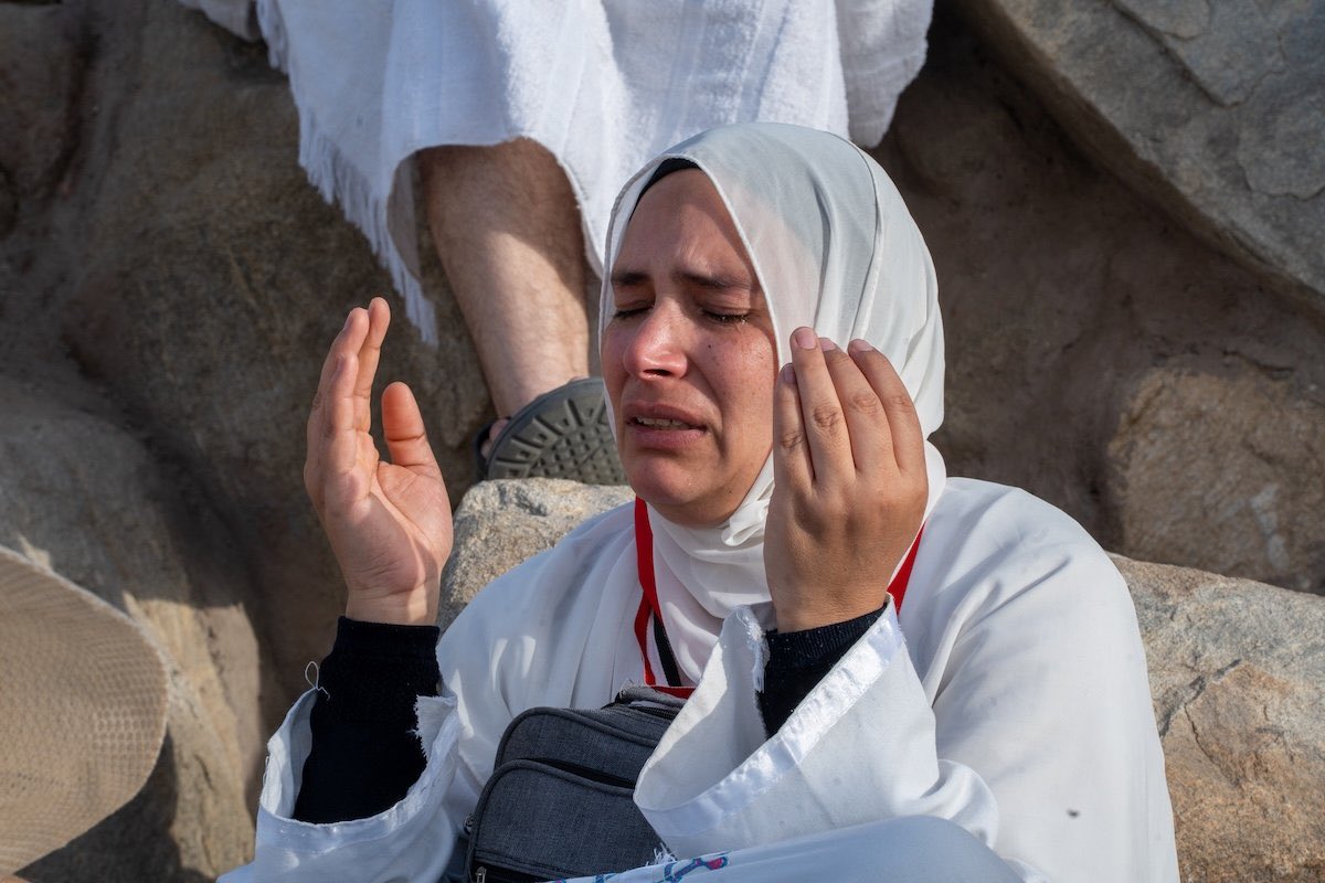 HiraSalmanIPOL's tweet photo. A View of Hajj That Will Touch Your Heart 😭🕋

#Hajj #IslamicReminder #MakkahLive #KaabaSharif #Muslim #Islam #Hajj2026 #ViralIslamicVideo #Trending #Allah #Shorts https://t.co/aZlhVJ3OLy
