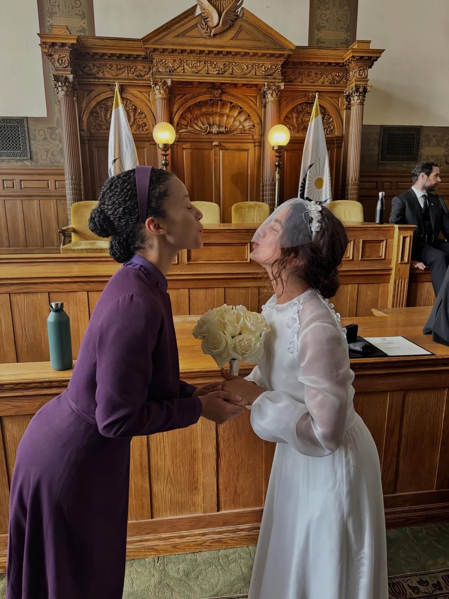 chaseinupdates's tweet photo. Chase Infiniti with Mattea Conforti and Lucy Halliday on the set of The Testaments via Mattea Conforti &amp; Brad Alexander on IG https://t.co/cKINZ9v5PD