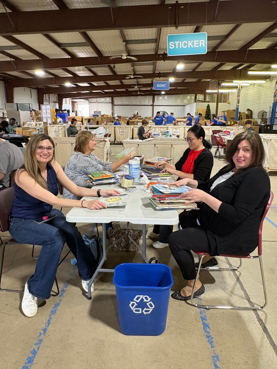 plannedfinan's tweet photo. Our team recently spent the afternoon volunteering with Kids’ Book Bank, helping prepare books for children throughout the community.  📚

We’re grateful for opportunities to support organizations focused on encouraging literacy and learning for local families. https://t.co/zPRDwxZrGw