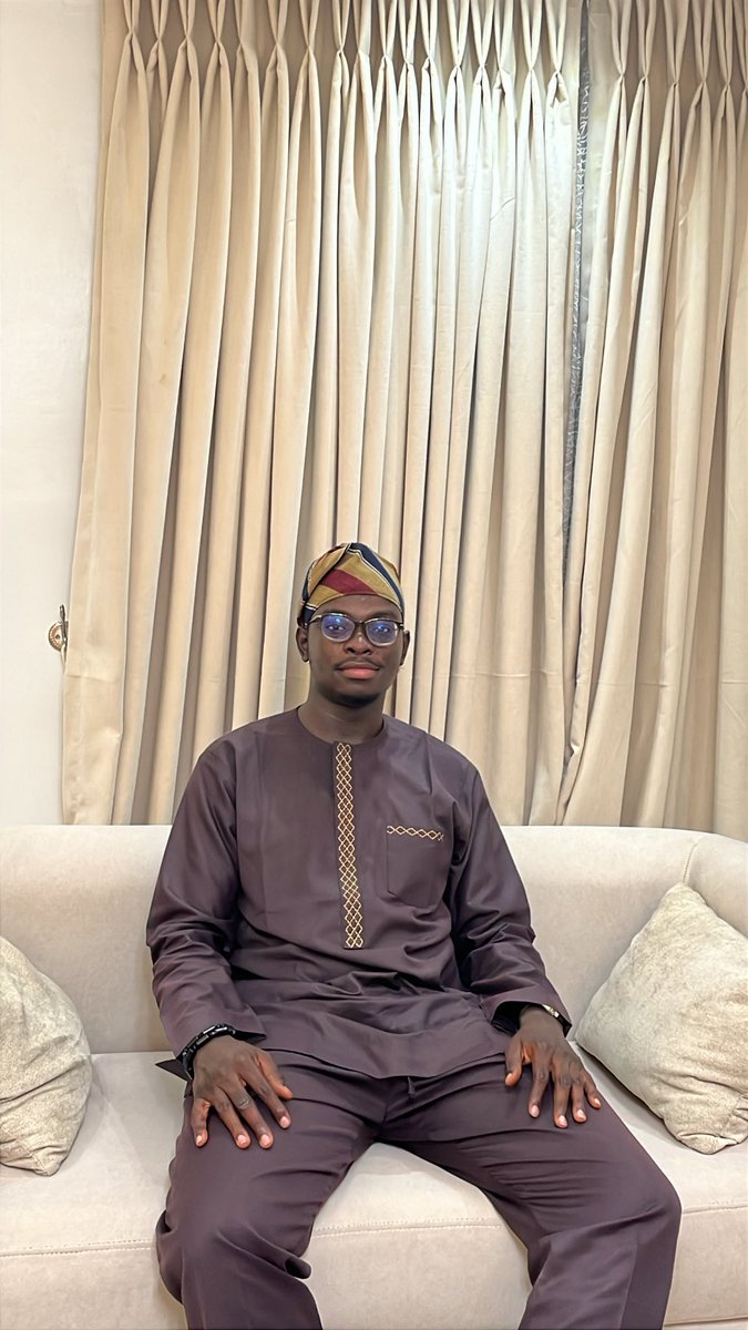 Tesvstheworld's tweet photo. Eid Mubarak ❤️ https://t.co/fGC9X244iO
