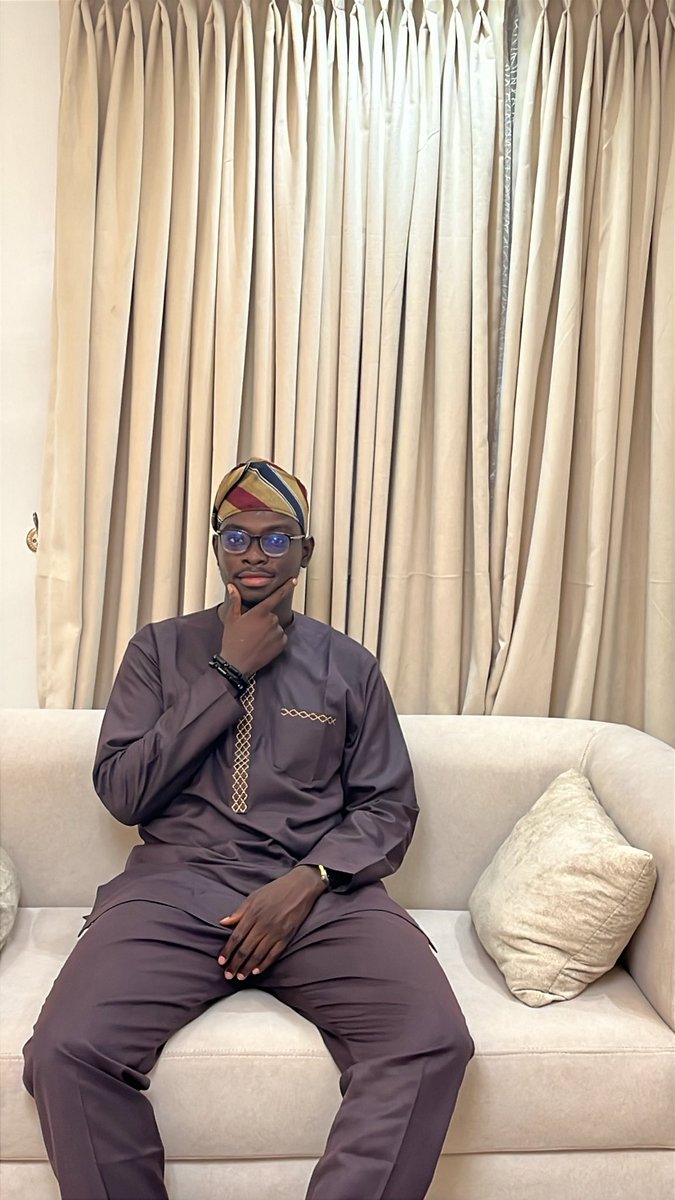 Tesvstheworld's tweet photo. Eid Mubarak ❤️ https://t.co/fGC9X244iO