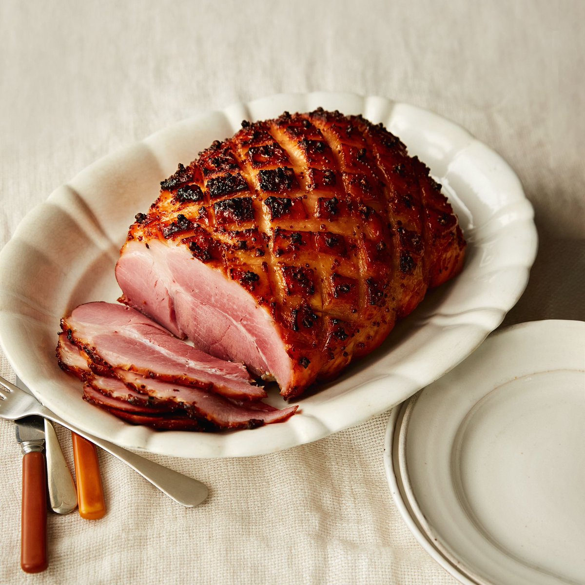 Naley3126's tweet photo. Mmmm meat. https://t.co/BuzhHelbhV