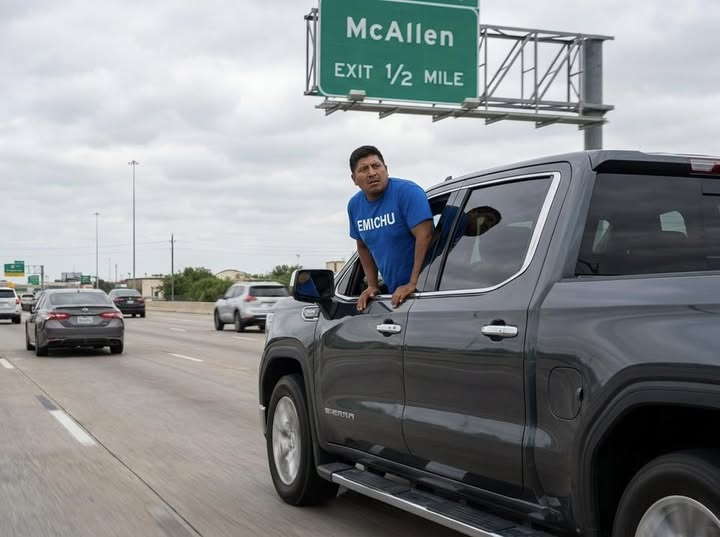 Matrep98's tweet photo. Yo viendo cómo llegué a otra ciudad porque no pude cambiarme de carril https://t.co/F0noe1Ff6T