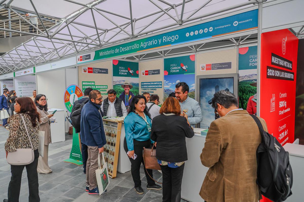 midagriperu's tweet photo. Este espacio busca:
💰 Atraer inversión climática estratégica.
🔄 Intercambiar experiencias globales exitosas.
🌱 Impulsar proyectos sostenibles en agricultura y bosques. https://t.co/fHdHz0JwrV