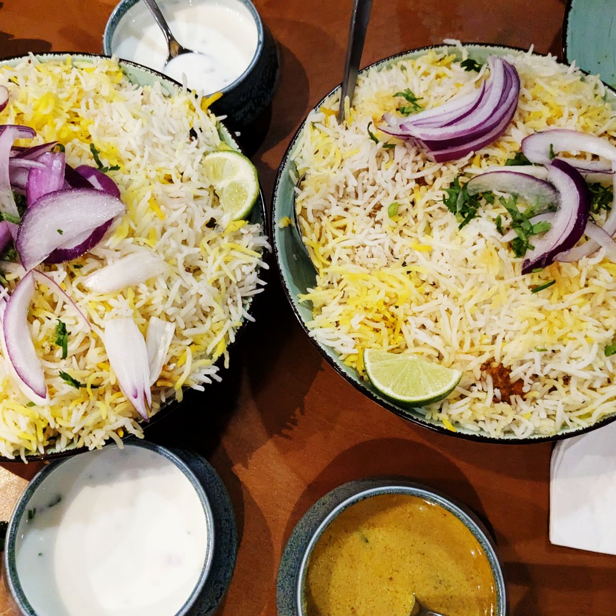 IncomeAccess's tweet photo. Asian@ Paysafe brought us together for a memorable lunch at Masakali Indian Cuisine for #AsianHeritageMonth.  🍽️🍲

Thanks to everyone who joined 💙

#LifeAtPaysafe #Montreal #TeamLunch https://t.co/TukJTo9NMf