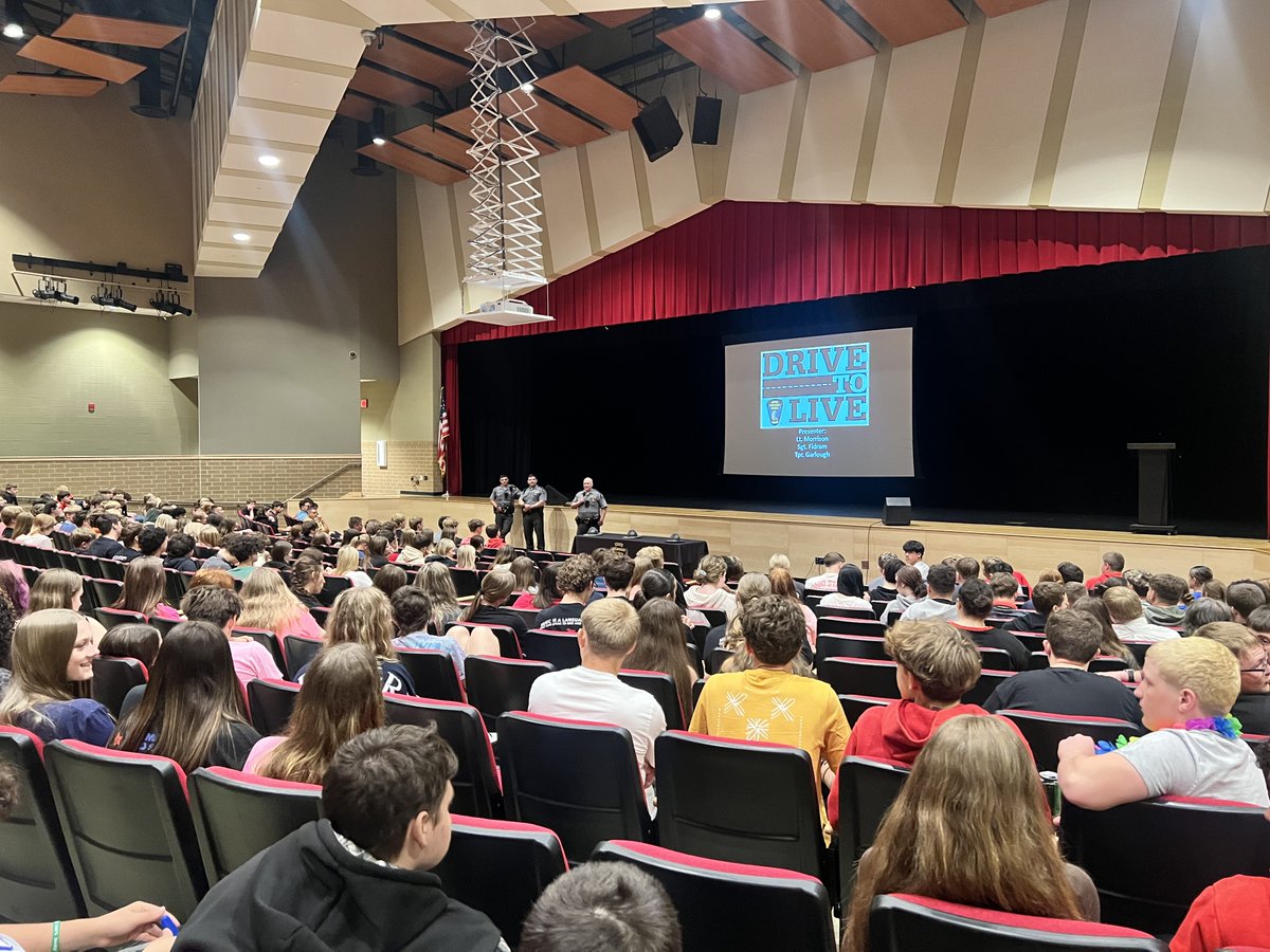 OSHP_NEOhio's tweet photo. Lt. Morrison, Sgt. Fidram and Tpr. Garlough, Lisbon Post, talked to Beaver Local High School students today. We provided safety information, including discussing the dangers of driving distracted and under the influence, and the importance of wearing a safety belt. #DRIVEToLive https://t.co/VCR1mJZQ30